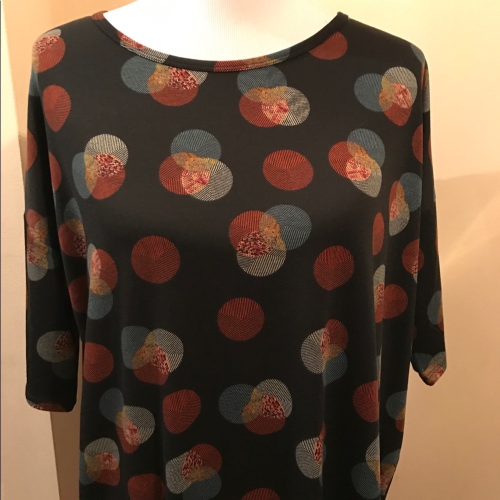 LuLaRoe Irma Tunic
